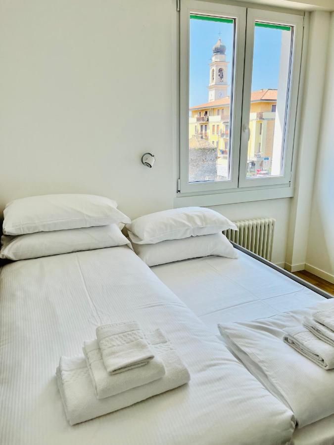 Berengario Suites Торри-дель-Бенако Экстерьер фото