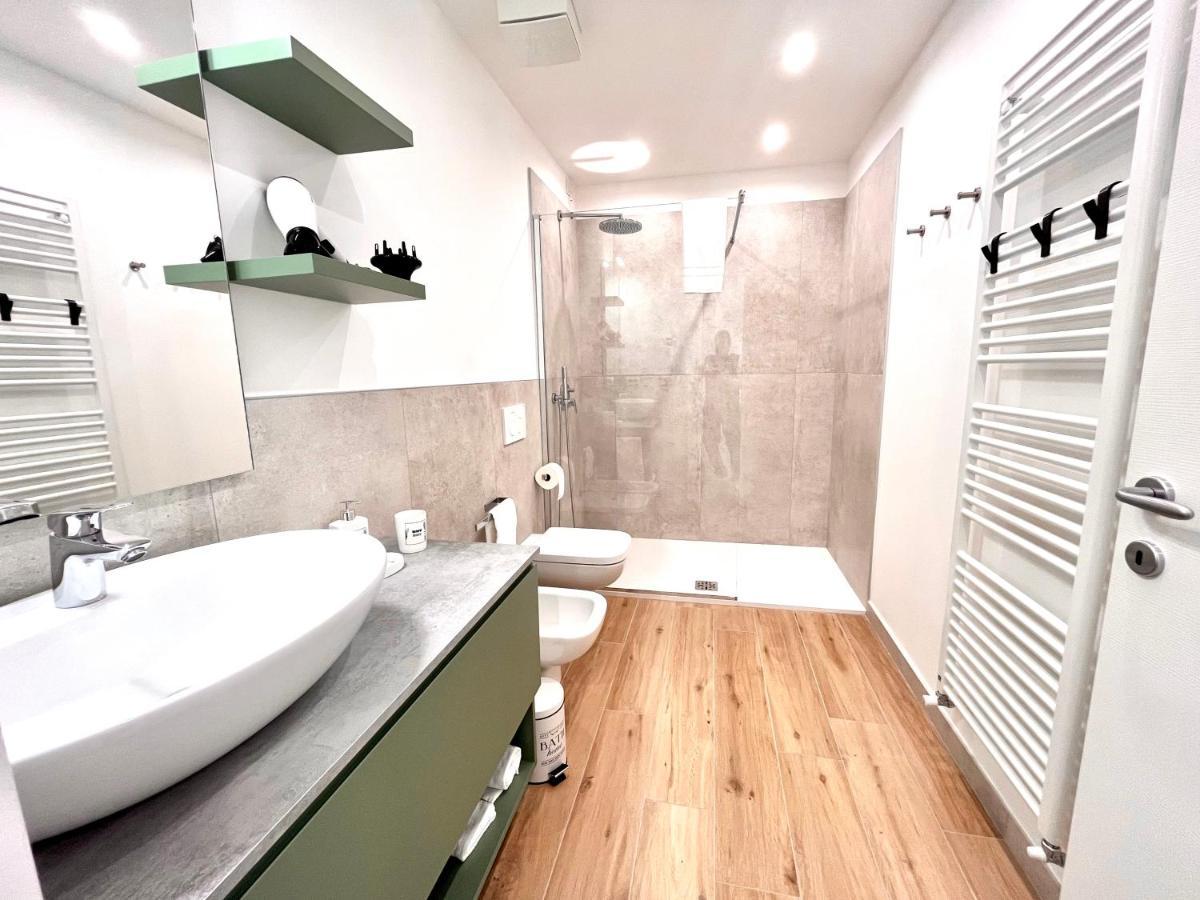 Berengario Suites Торри-дель-Бенако Экстерьер фото
