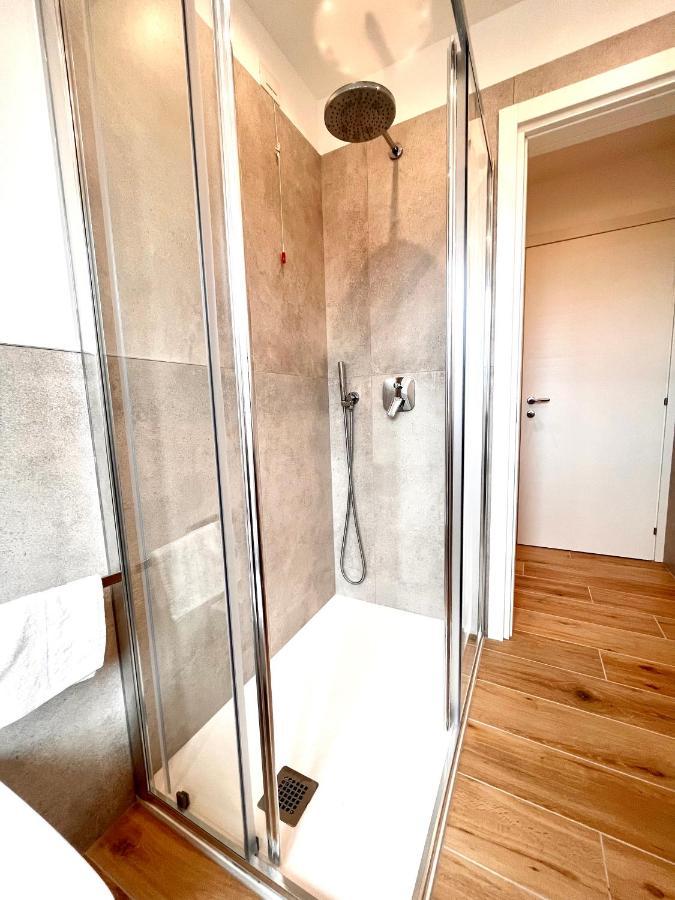 Berengario Suites Торри-дель-Бенако Экстерьер фото