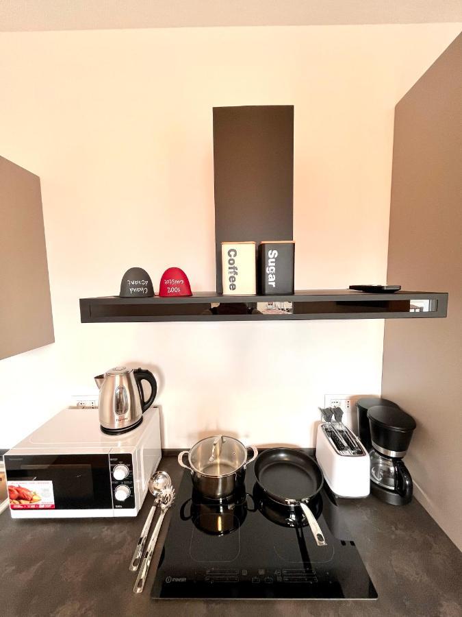Berengario Suites Торри-дель-Бенако Экстерьер фото