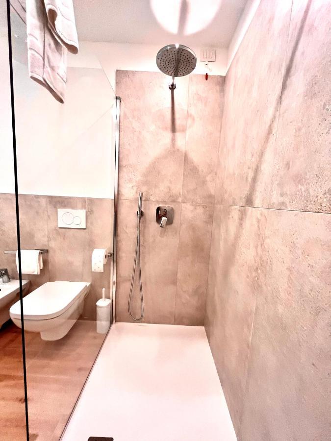 Berengario Suites Торри-дель-Бенако Экстерьер фото