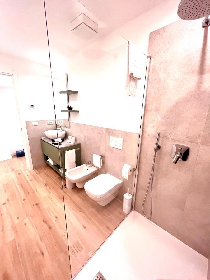 Berengario Suites Торри-дель-Бенако Экстерьер фото