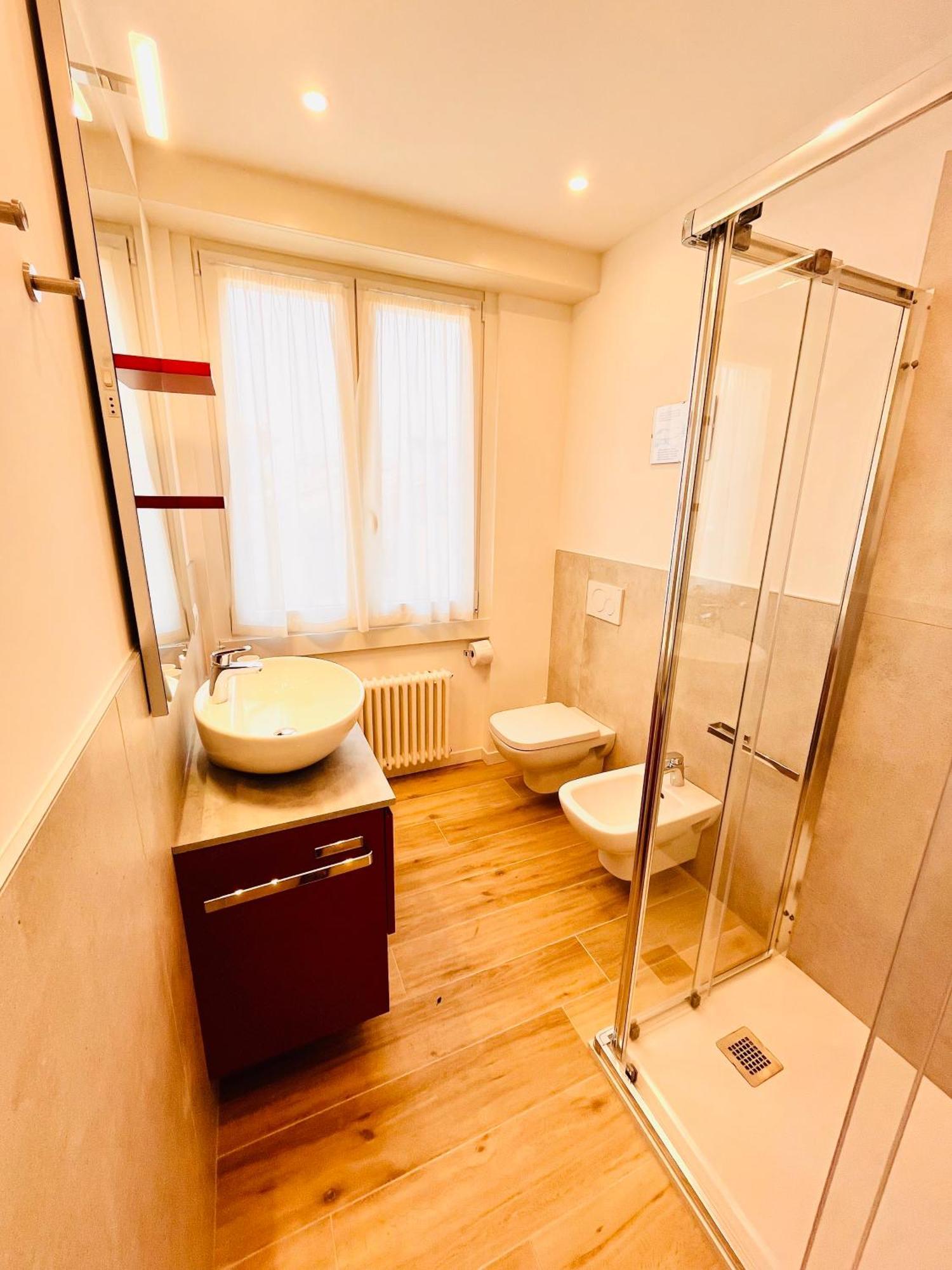 Berengario Suites Торри-дель-Бенако Экстерьер фото